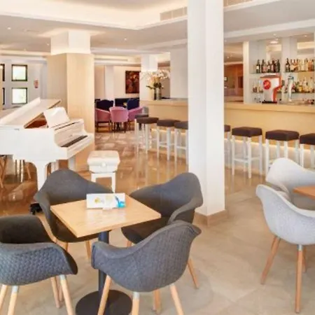 Hotel Girasol 4*