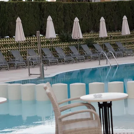 Girasol Szálloda Cala Millor